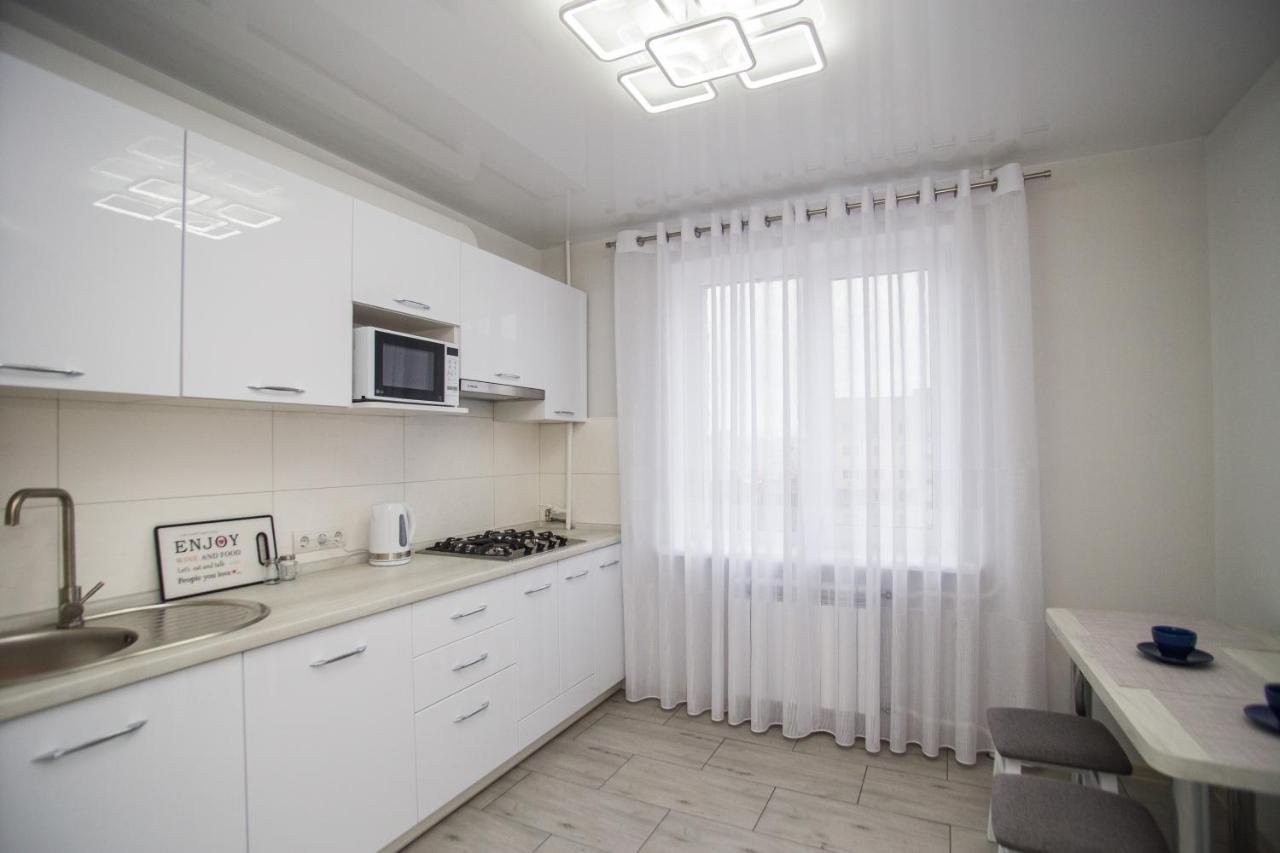 Bilius Apartment Vinnytsja Buitenkant foto